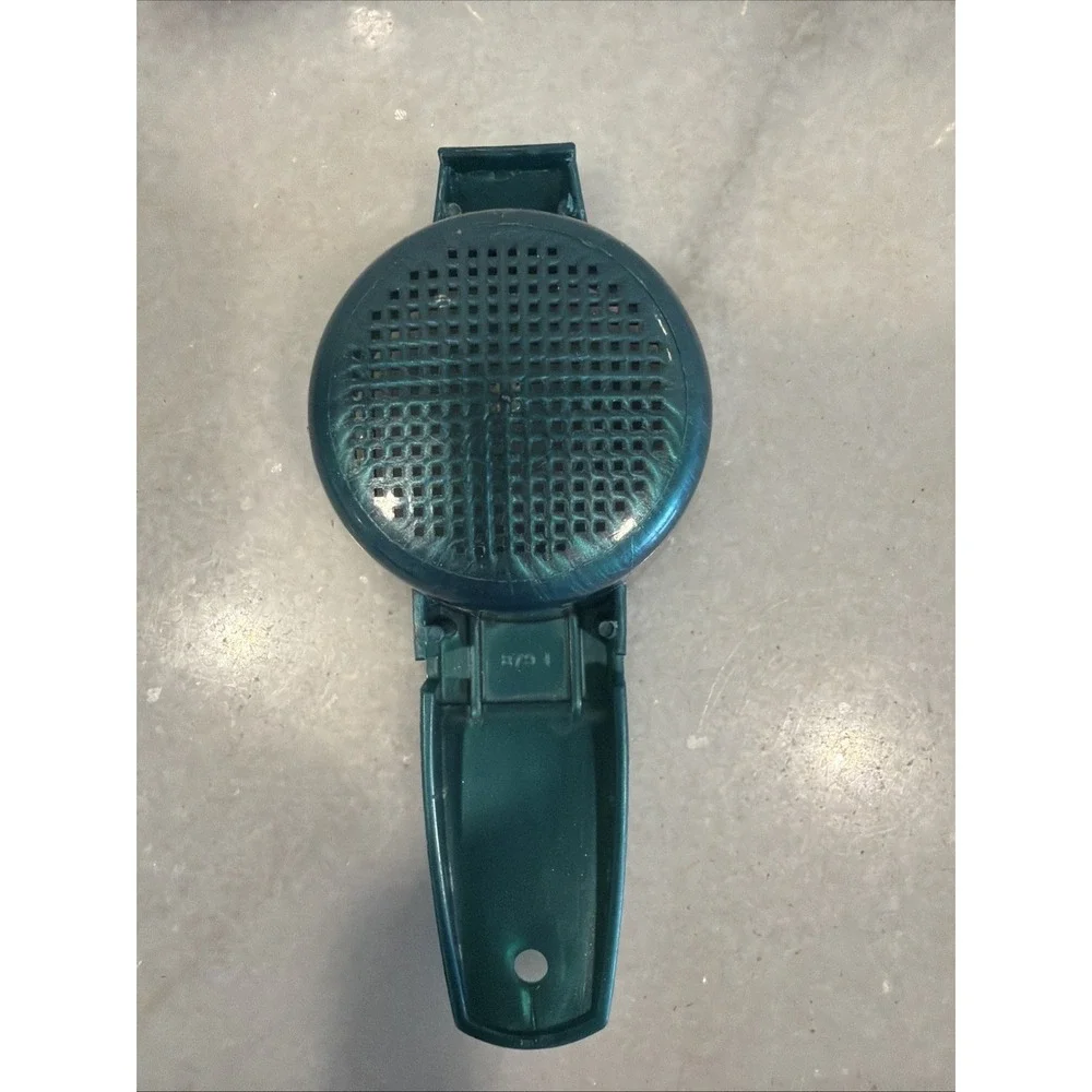 Tupperware Mini Sifter / Tea Strainer - Picture 3 of 7